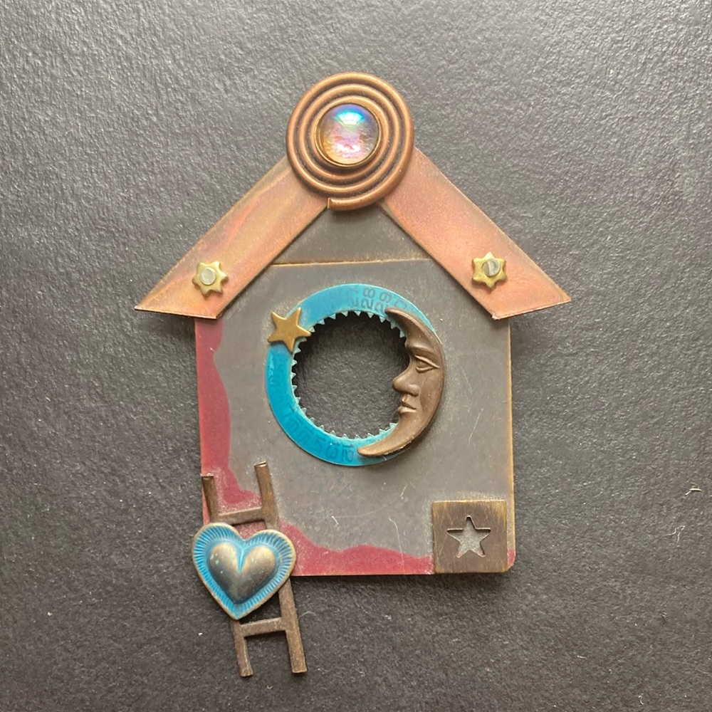 Artistic Mixed Metal Brooch with Moon and Stars Design